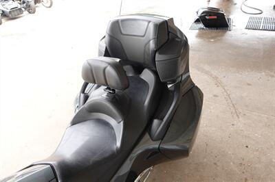 2017 Can Am Spyder RT Limited SE6   - Photo 42 - Kingman, KS 67068