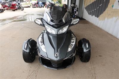 2017 Can Am Spyder RT Limited SE6   - Photo 3 - Kingman, KS 67068