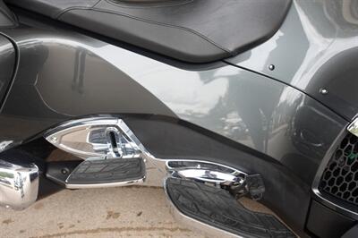 2017 Can Am Spyder RT Limited SE6   - Photo 19 - Kingman, KS 67068