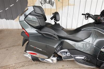 2017 Can Am Spyder RT Limited SE6   - Photo 20 - Kingman, KS 67068