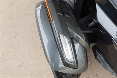 2017 Can Am Spyder RT Limited SE6   - Photo 10 - Kingman, KS 67068