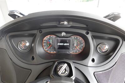 2017 Can Am Spyder RT Limited SE6   - Photo 50 - Kingman, KS 67068