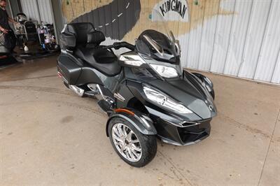 2017 Can Am Spyder RT Limited SE6   - Photo 2 - Kingman, KS 67068