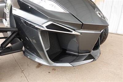 2017 Can Am Spyder RT Limited SE6   - Photo 14 - Kingman, KS 67068