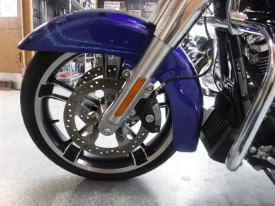 2019 Harley-Davidson Road Glide Custom   - Photo 19 - Kingman, KS 67068