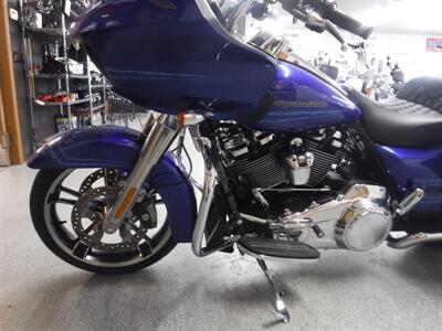 2019 Harley-Davidson Road Glide Custom   - Photo 18 - Kingman, KS 67068