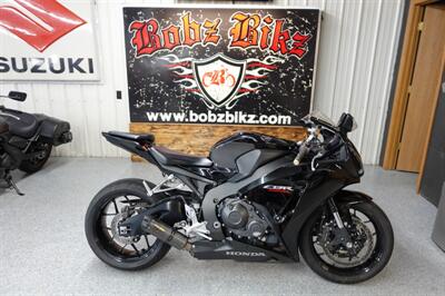 2014 Honda CBR 1000 RR   - Photo 1 - Kingman, KS 67068