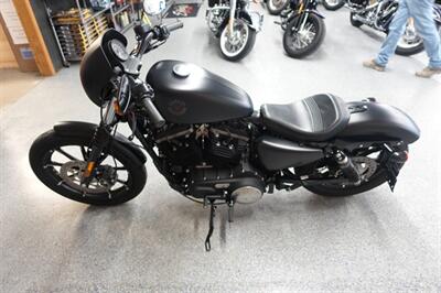 2021 Harley-Davidson Sportster 883 Iron   - Photo 5 - Kingman, KS 67068