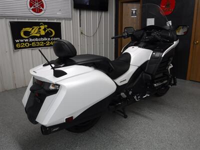 2016 Honda Gold Wing F6B Deluxe   - Photo 11 - Kingman, KS 67068