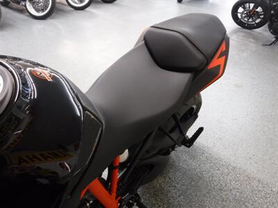 2015 KTM Superduke 1290 R   - Photo 16 - Kingman, KS 67068