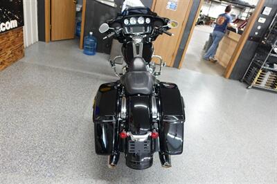 2017 Harley-Davidson Street Glide Special   - Photo 8 - Kingman, KS 67068