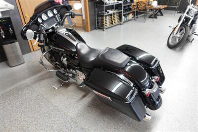 2017 Harley-Davidson Street Glide Special   - Photo 7 - Kingman, KS 67068