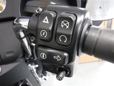 2014 Harley-Davidson Street Glide   - Photo 18 - Kingman, KS 67068