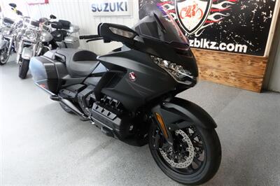 2025 Honda Gold Wing 1800 50th Anniversary   - Photo 2 - Kingman, KS 67068