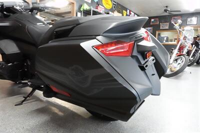 2025 Honda Gold Wing 1800 50th Anniversary   - Photo 18 - Kingman, KS 67068