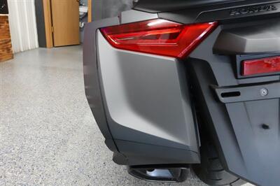 2025 Honda Gold Wing 1800 50th Anniversary   - Photo 25 - Kingman, KS 67068