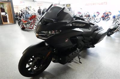 2025 Honda Gold Wing 1800 50th Anniversary   - Photo 4 - Kingman, KS 67068