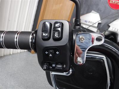 2020 Indian Roadmaster Dark Horse Ruby Smoke   - Photo 26 - Kingman, KS 67068