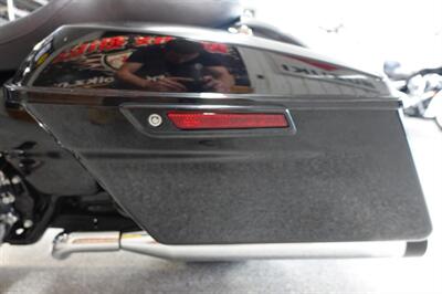 2018 Harley-Davidson Street Glide   - Photo 27 - Kingman, KS 67068