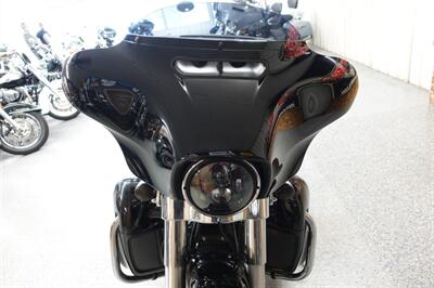 2018 Harley-Davidson Street Glide   - Photo 3 - Kingman, KS 67068