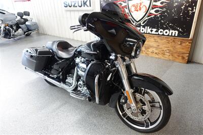 2018 Harley-Davidson Street Glide   - Photo 2 - Kingman, KS 67068