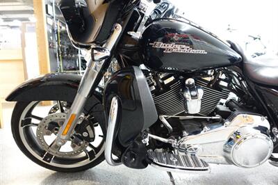 2018 Harley-Davidson Street Glide   - Photo 16 - Kingman, KS 67068