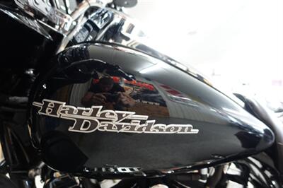 2018 Harley-Davidson Street Glide   - Photo 30 - Kingman, KS 67068