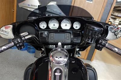 2018 Harley-Davidson Street Glide   - Photo 44 - Kingman, KS 67068