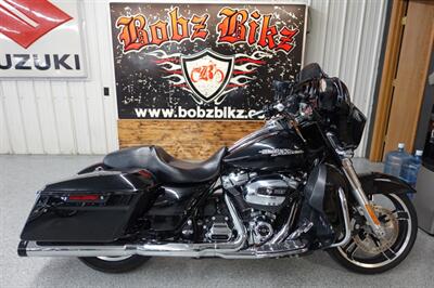 2018 Harley-Davidson Street Glide   - Photo 1 - Kingman, KS 67068