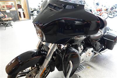 2018 Harley-Davidson Street Glide   - Photo 15 - Kingman, KS 67068