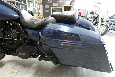 2019 Harley-Davidson Street Glide Special   - Photo 17 - Kingman, KS 67068