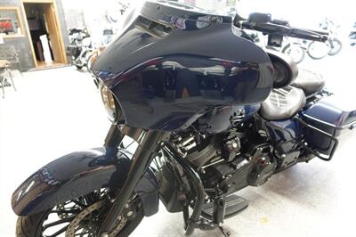 2019 Harley-Davidson Street Glide Special   - Photo 15 - Kingman, KS 67068