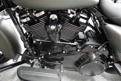 2018 Harley-Davidson Road King Special   - Photo 24 - Kingman, KS 67068