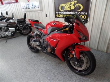 2012 Honda CBR 1000 RR   - Photo 2 - Kingman, KS 67068