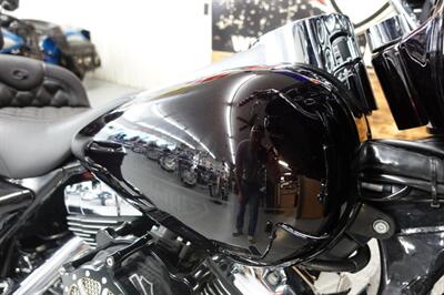 2003 Harley-Davidson Electra Glide Classic   - Photo 18 - Kingman, KS 67068