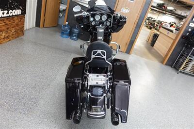 2003 Harley-Davidson Electra Glide Classic   - Photo 8 - Kingman, KS 67068