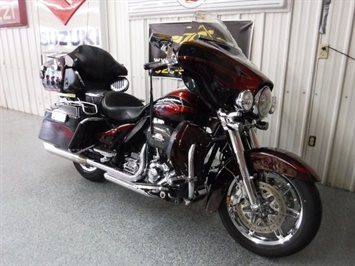 2013 Harley-Davidson Ultra Classic CVO   - Photo 2 - Kingman, KS 67068