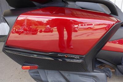 2021 Can Am Spyder RT Limited SE6 - Photo 18 - Kingman, KS 67068