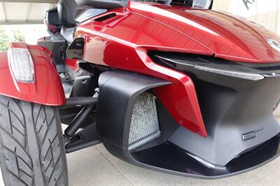 2021 Can Am Spyder RT Limited SE6 - Photo 12 - Kingman, KS 67068