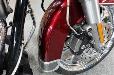 2016 Harley-Davidson Road King - Photo 10 - Kingman, KS 67068
