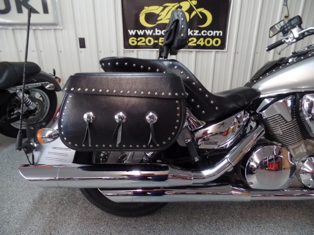 2006 honda vtx 1300 saddlebags