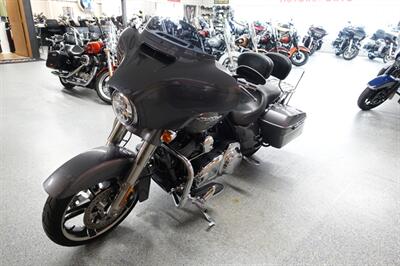 2014 Harley-Davidson Street Glide - Photo 4 - Kingman, KS 67068