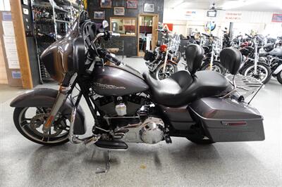 2014 Harley-Davidson Street Glide - Photo 5 - Kingman, KS 67068