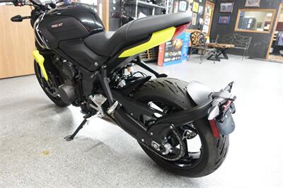 2024 Triumph Trident - Photo 18 - Kingman, KS 67068