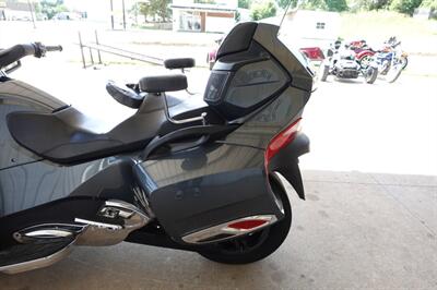 2019 Can Am Spyder RT Limited SE6  Chrome - Photo 25 - Kingman, KS 67068