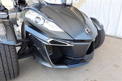 2019 Can Am Spyder RT Limited SE6  Chrome - Photo 10 - Kingman, KS 67068