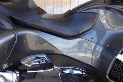 2019 Can Am Spyder RT Limited SE6  Chrome - Photo 19 - Kingman, KS 67068