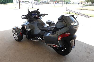 2019 Can Am Spyder RT Limited SE6  Chrome - Photo 6 - Kingman, KS 67068