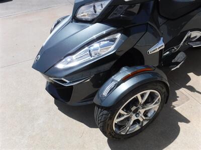 2019 Can Am Spyder RT Limited SE6  Chrome - Photo 14 - Kingman, KS 67068