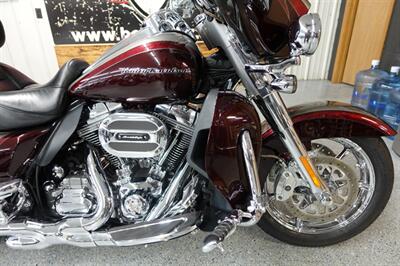 2015 Harley-Davidson CVO Limited   - Photo 10 - Kingman, KS 67068